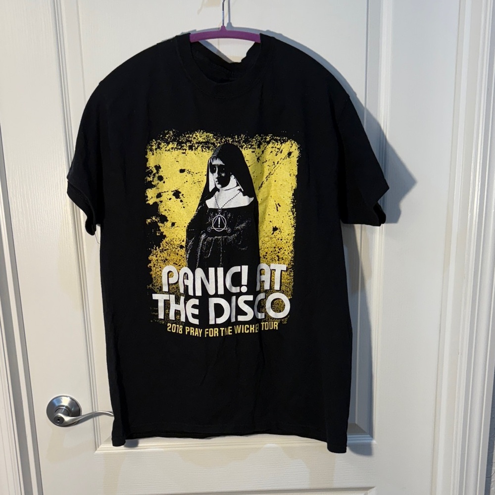 Black Panic! At The Disco 2018 Pray For The Wicked Tour T-Shirt No Size